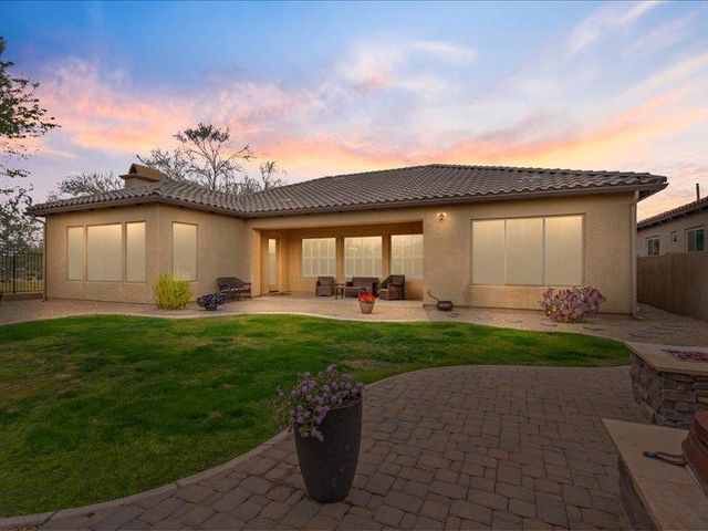 2025 W Calle De Sol, Phoenix, AZ 85085