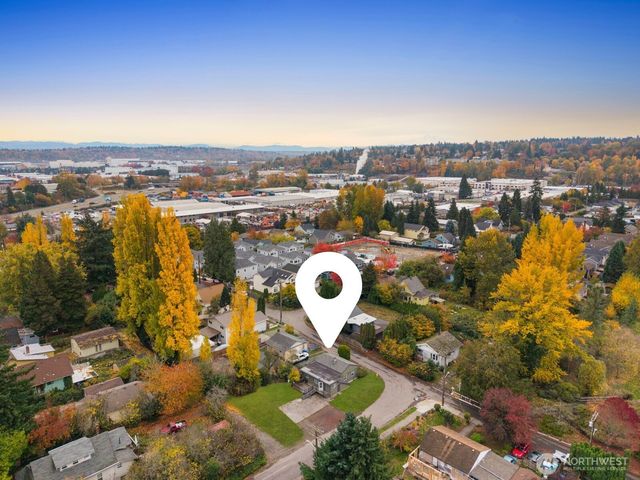 702 S Director Street, Seattle, WA 98108