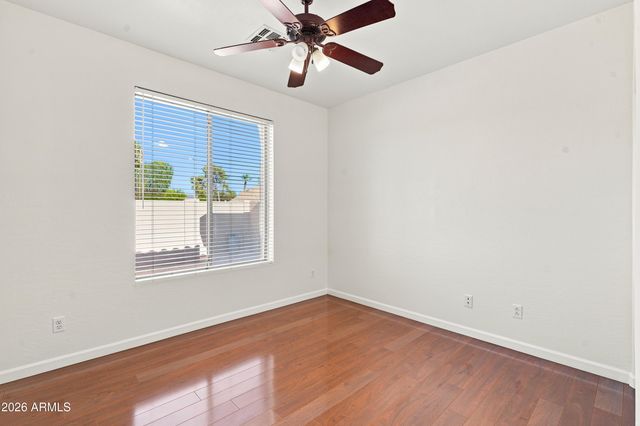 718 E ORANGEWOOD Avenue, Phoenix, AZ 85020