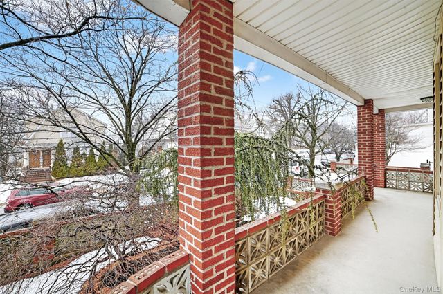 4 Amackassin Terrace Unit 2, Yonkers, NY 10703