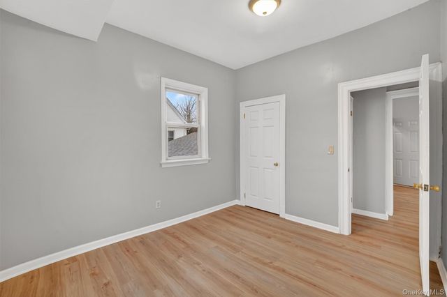 4 Amackassin Terrace Unit 2, Yonkers, NY 10703