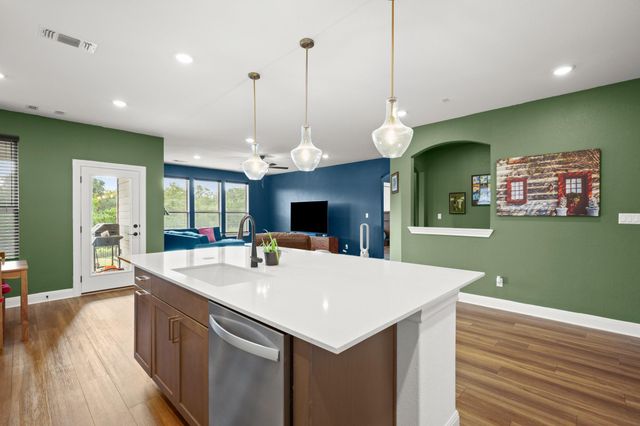 208 Olinda WAY, Liberty Hill, TX 78642