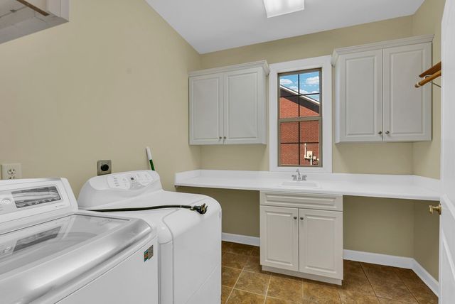 389 Avey Cir, Cookeville, TN 38506