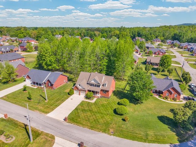 389 Avey Cir, Cookeville, TN 38506