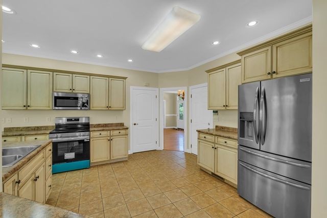 389 Avey Cir, Cookeville, TN 38506