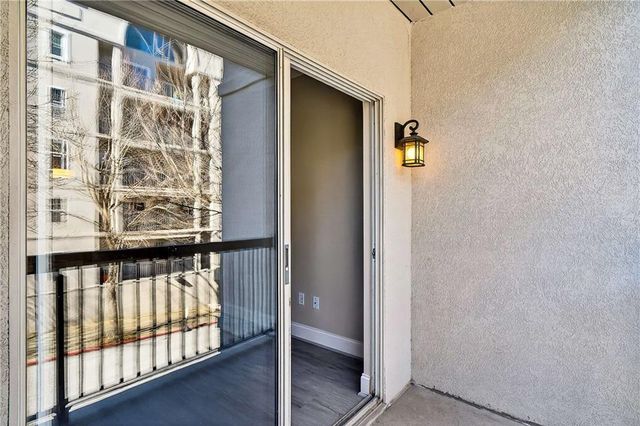 1074 Peachtree NE Walk B212, Atlanta, GA 30309