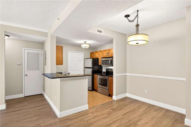 1074 Peachtree NE Walk B212, Atlanta, GA 30309