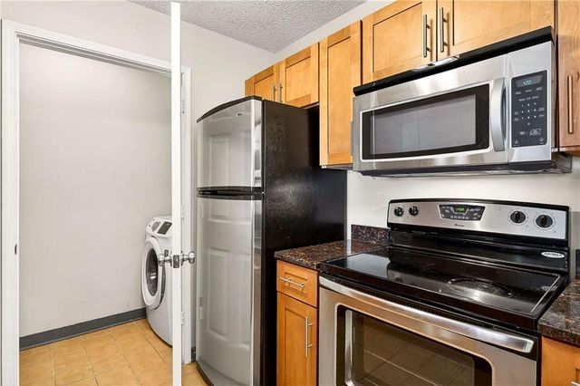 1074 Peachtree NE Walk B212, Atlanta, GA 30309