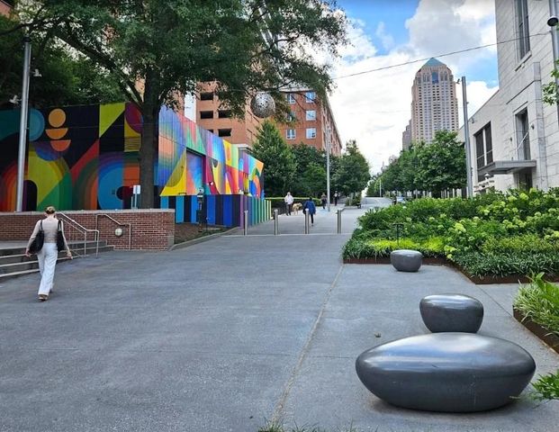 1074 Peachtree NE Walk B212, Atlanta, GA 30309