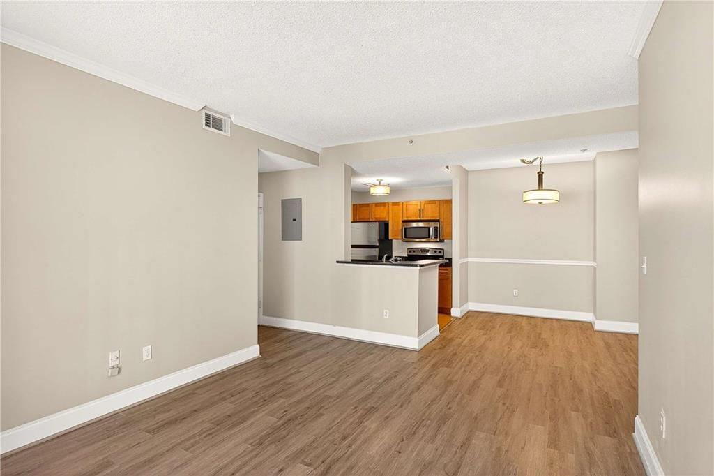 1074 Peachtree NE Walk B212, Atlanta, GA 30309