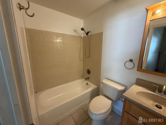 3081 Cypress Court, South Brunswick, NJ 08852