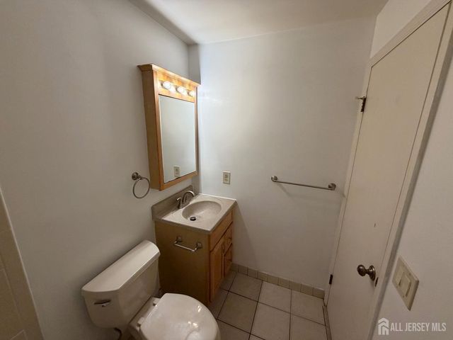 3081 Cypress Court, South Brunswick, NJ 08852