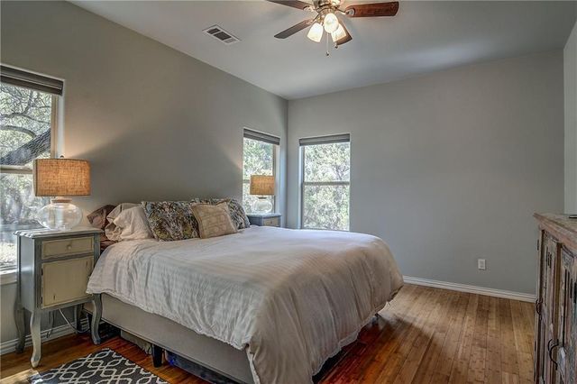 17106 Oak Cliff CIR, Dripping Springs, TX 78620