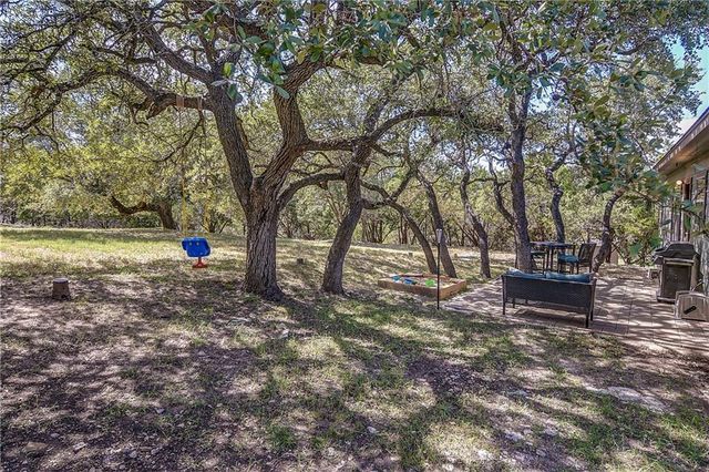 17106 Oak Cliff CIR, Dripping Springs, TX 78620