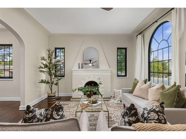 2585 Forest St, Denver, CO 80207