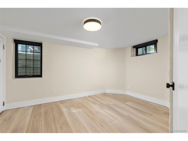 2585 Forest St, Denver, CO 80207