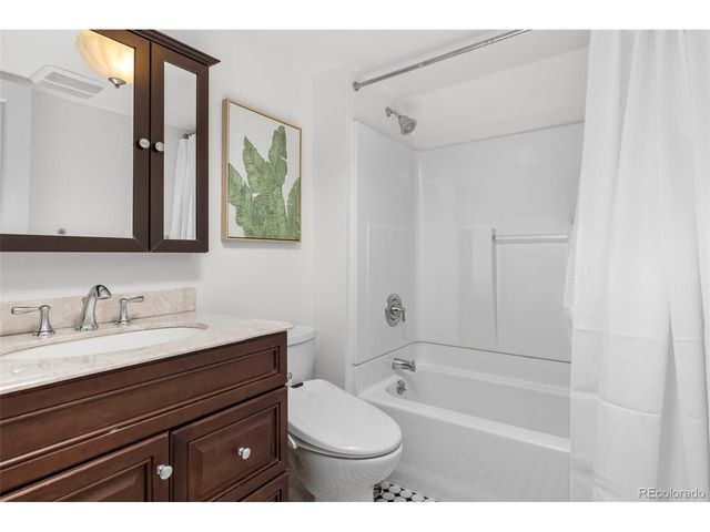 2585 Forest St, Denver, CO 80207