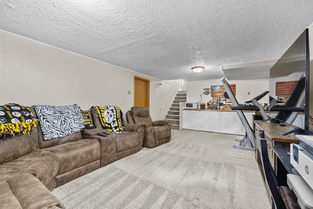 1415 13th AVE NW, Minot, ND 58703