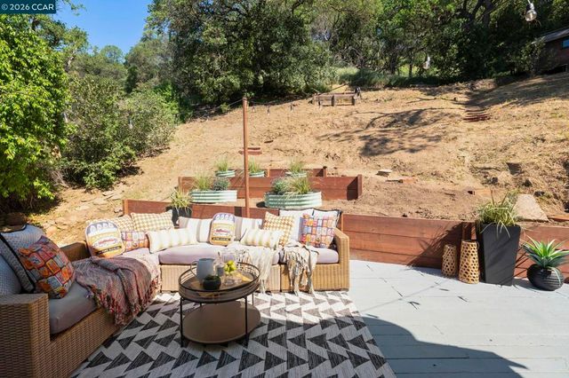 811 Shady Glen, Martinez, CA 94553