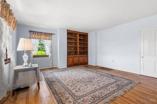 5856 Blue Rock Road, Cincinnati, OH 45247