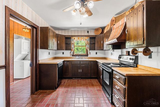 5856 Blue Rock Road, Cincinnati, OH 45247