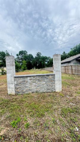 9016 Sherburne Street, Houston, TX 77016