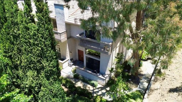 26130 Alizia Canyon, Calabasas, CA 91302