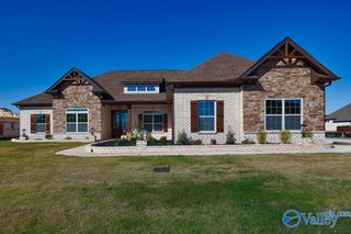 13786 Goff Drive, Athens, AL 35611
