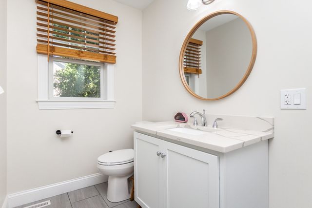51 Phillips 51, Watertown, MA 02472