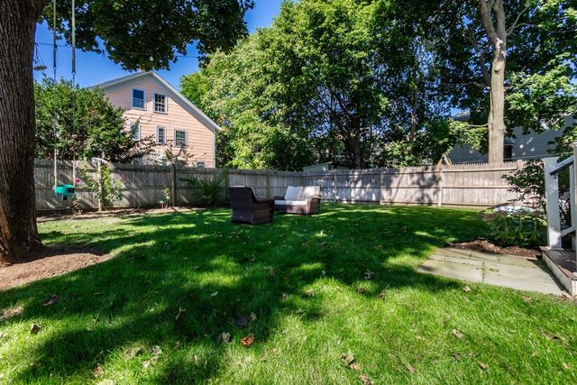 51 Phillips 51, Watertown, MA 02472