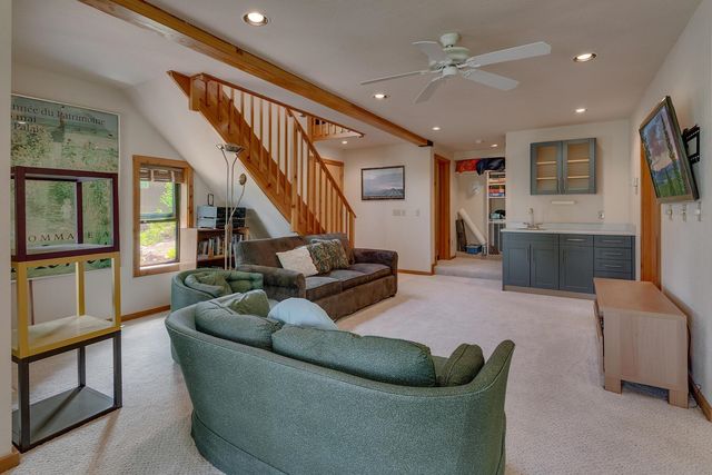 11615 Rhineland Avenue, Truckee, CA 96161