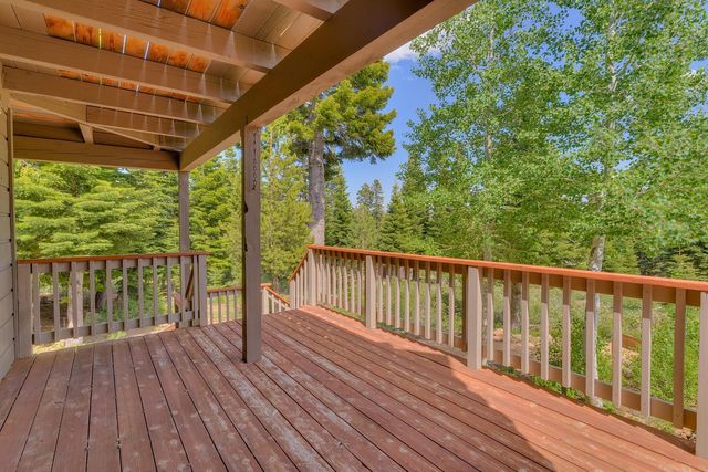 11615 Rhineland Avenue, Truckee, CA 96161