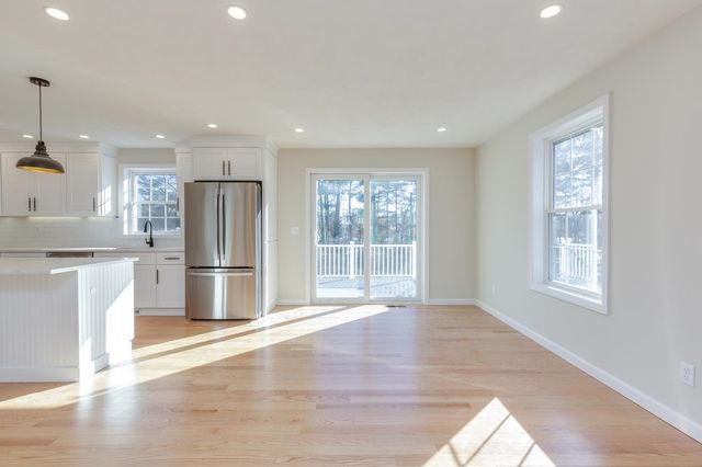 63 Marsh Road, Pelham, NH 03076