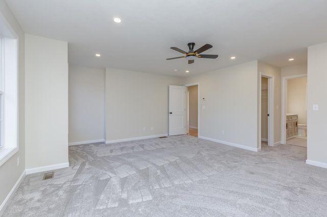 63 Marsh Road, Pelham, NH 03076