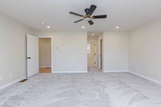 63 Marsh Road, Pelham, NH 03076