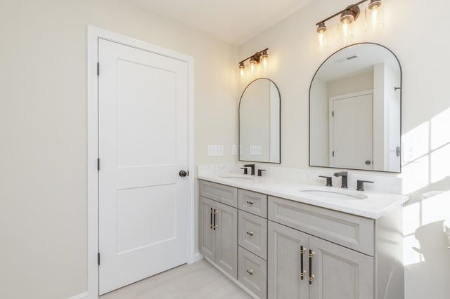 63 Marsh Road, Pelham, NH 03076