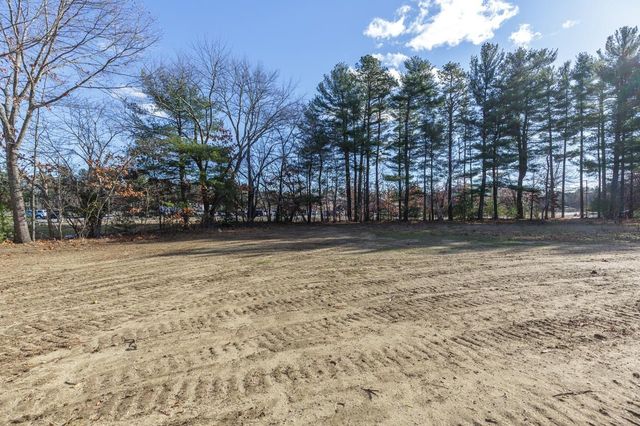 63 Marsh Road, Pelham, NH 03076