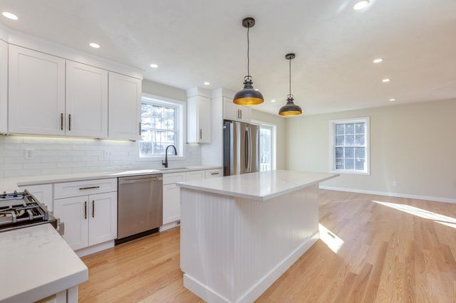 63 Marsh Road, Pelham, NH 03076