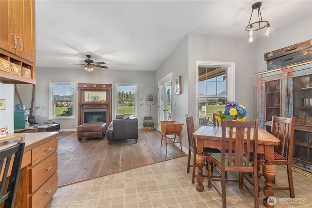 9177 Collins Road, Sedro Woolley, WA 98284