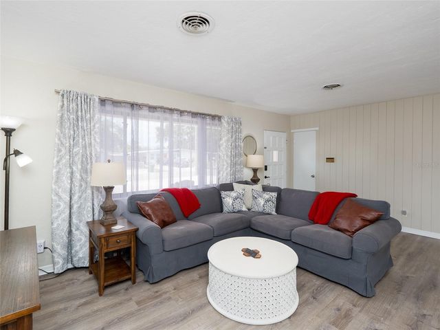 3137 BAY STREET, Sarasota, FL 34237