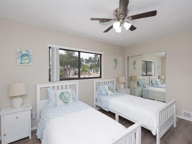 3137 BAY STREET, Sarasota, FL 34237