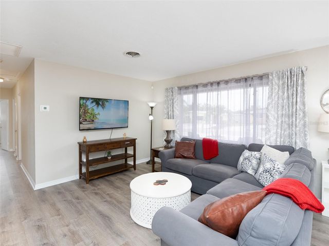 3137 BAY STREET, Sarasota, FL 34237