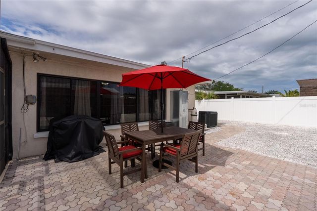 3137 BAY STREET, Sarasota, FL 34237