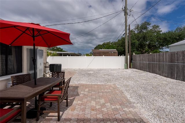 3137 BAY STREET, Sarasota, FL 34237