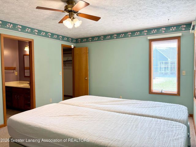 5091 Runnymede Drive, Holt, MI 48842