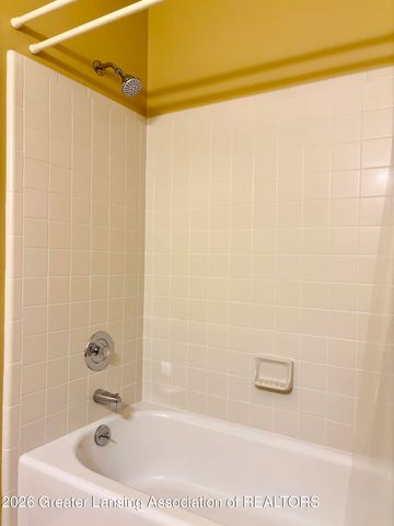 5091 Runnymede Drive, Holt, MI 48842