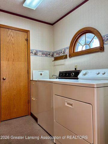 5091 Runnymede Drive, Holt, MI 48842