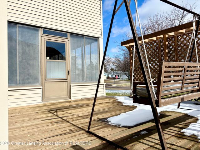 5091 Runnymede Drive, Holt, MI 48842