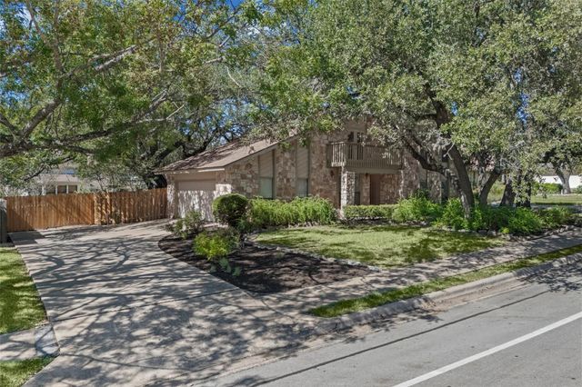 11306 Pickfair DR, Austin, TX 78750
