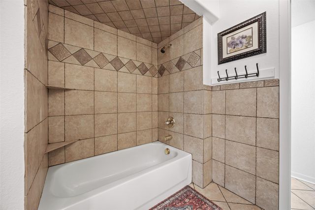 11306 Pickfair DR, Austin, TX 78750